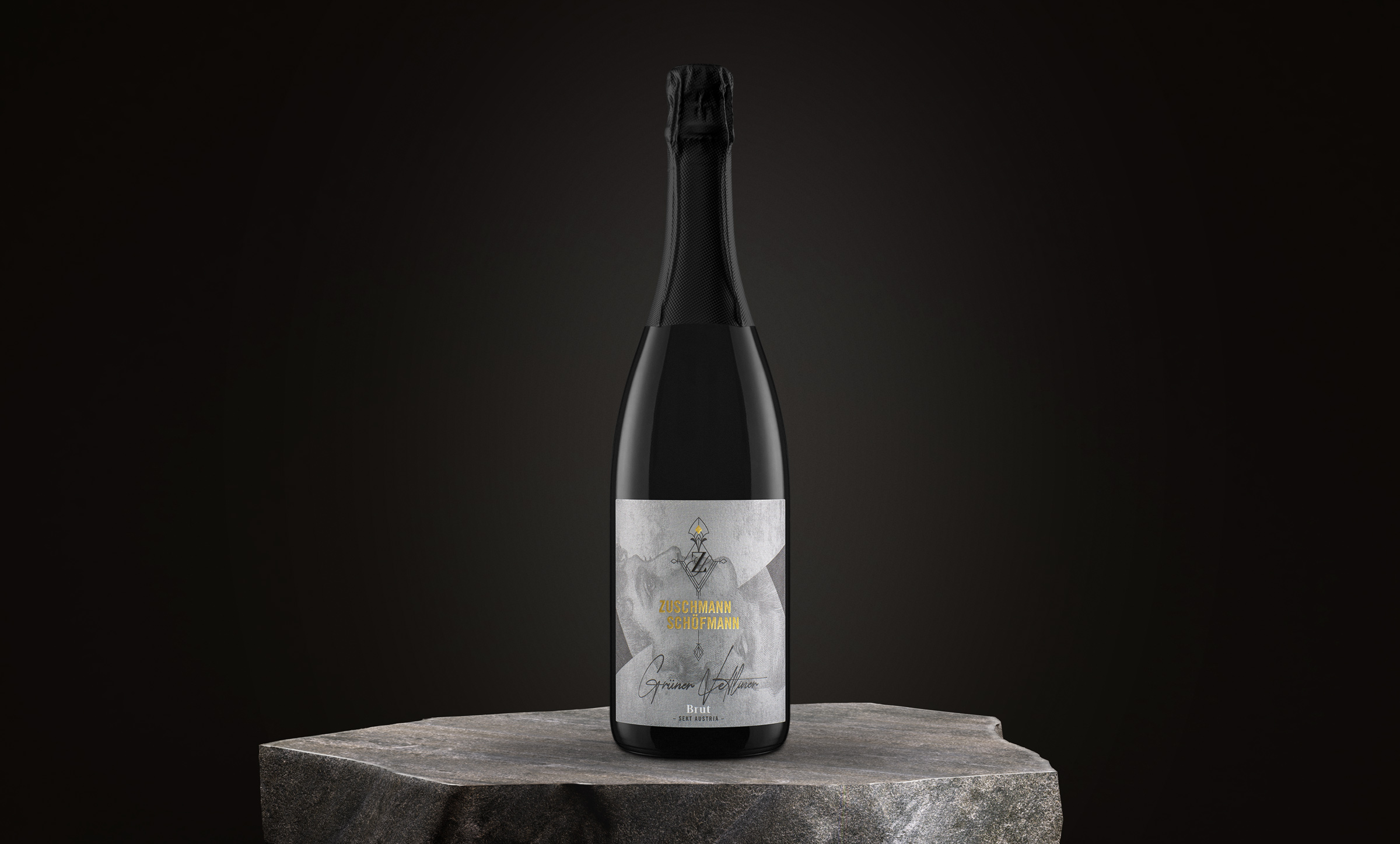 Titanweiss, Grafikstudio, Hanfthal, Weinviertel, Etikettendesign, Weingut Zuschmann-Schöfmann, Weinflasche